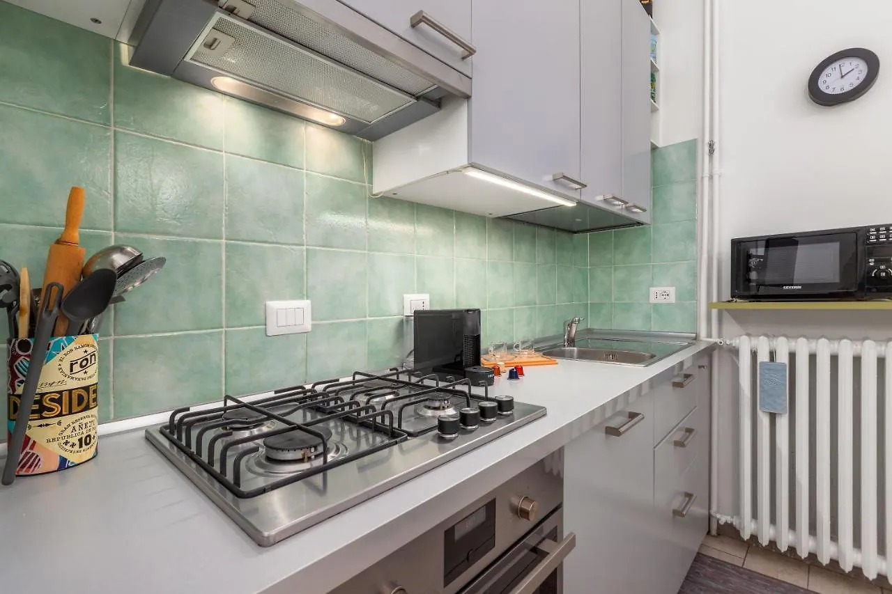 Giardino San Siro Stadium - Free Parking, Private Garden Milan Apartment