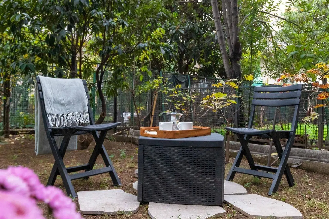 Giardino San Siro Stadium - Free Parking, Private Garden Milan 0*,  Italy
